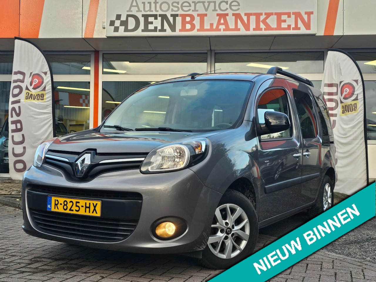 Renault Kangoo Family - 1.2 TCe Limited Automaat BJ.2018 / Navi / Camera / Pdc / R Link / 15"Lmv / Trekhaak !! - AutoWereld.nl