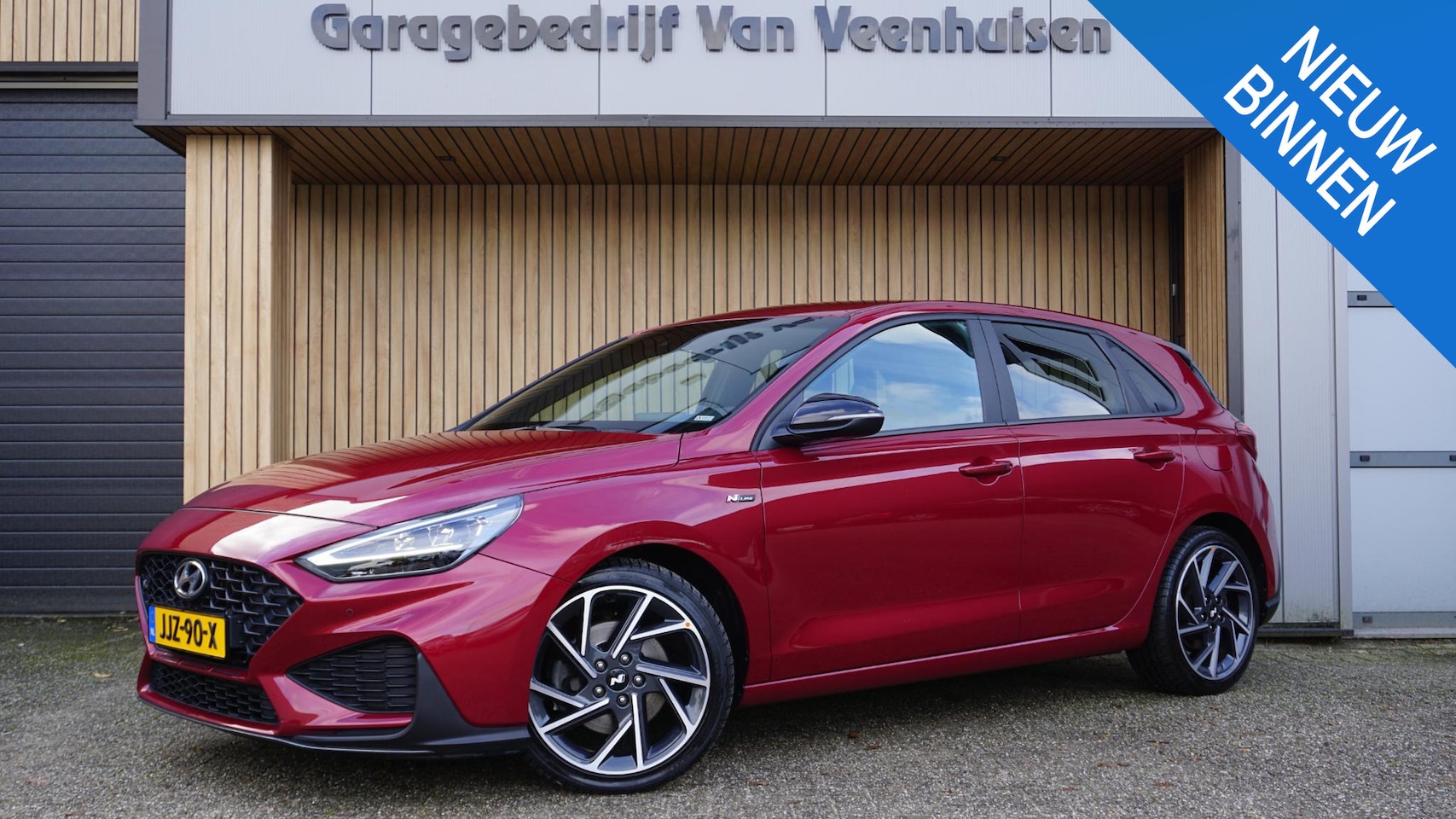 Hyundai i30 - 1.5 T-GDi 160pk N Line Navi LED 18inch LM Keyless Groot scherm A-Camera *Sunset Red Metall - AutoWereld.nl