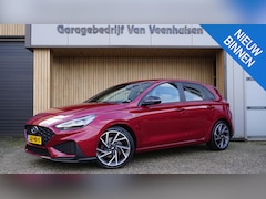 Hyundai i30 - 1.5 T-GDi 160pk N Line Navi LED 18inch LM Keyless Groot scherm A-Camera *Sunset Red Metall