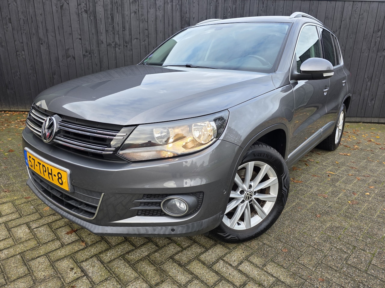 Volkswagen Tiguan - 1.4 TSI Sport&Style - AutoWereld.nl
