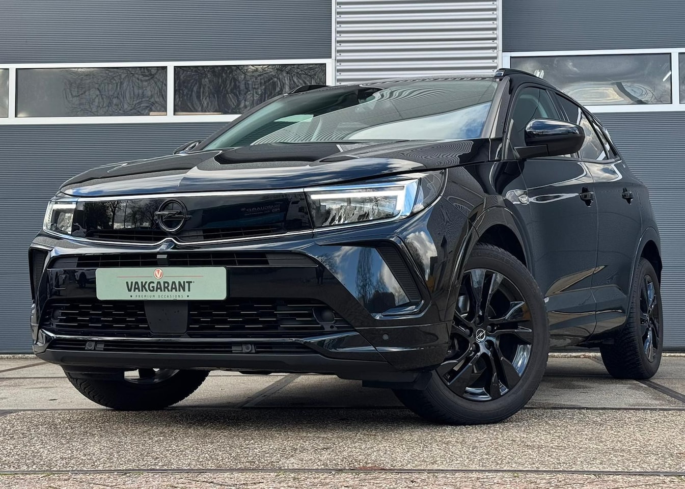 Opel Grandland - 1.2 Turbo GS Black Pakket |Stoel/Stuurverw. |Camera |Navi |DAB - AutoWereld.nl