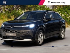 Volkswagen T-Roc - Life First Edition 1.5 eTSI 116 PK 7 versn. DSG · Comfort pakket · Achteruitrijcamera · Dr