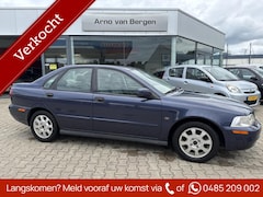 Volvo S40 - 1.8 Europa, automaat, climatronic, cruisecontrol, navigatie, trekhaak