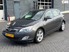 Opel Astra - 1.4 Turbo Edition, airco, cruise control