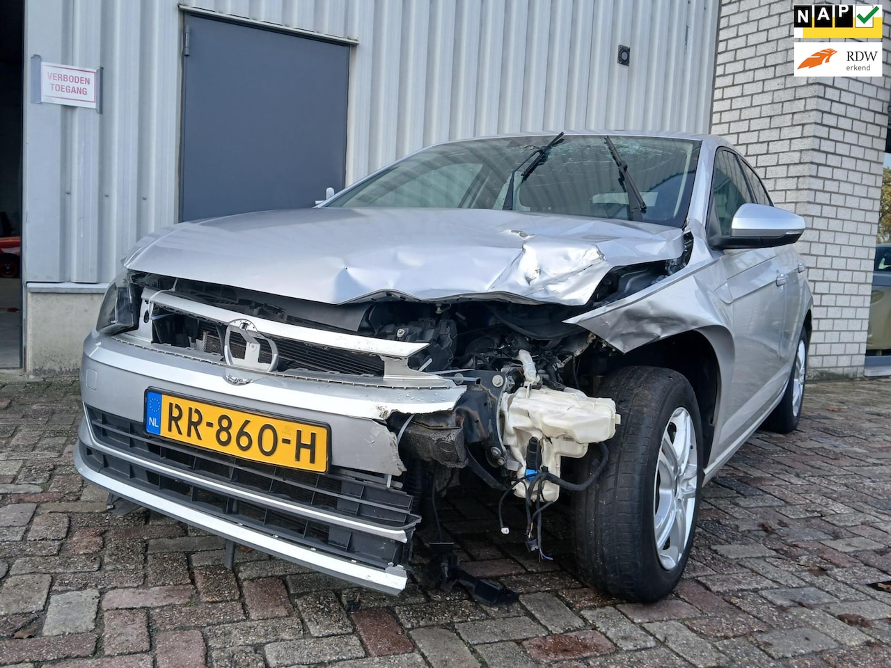 Volkswagen Polo - 1.0 TSI Comfortline - Front Schade - Start Niet - AutoWereld.nl