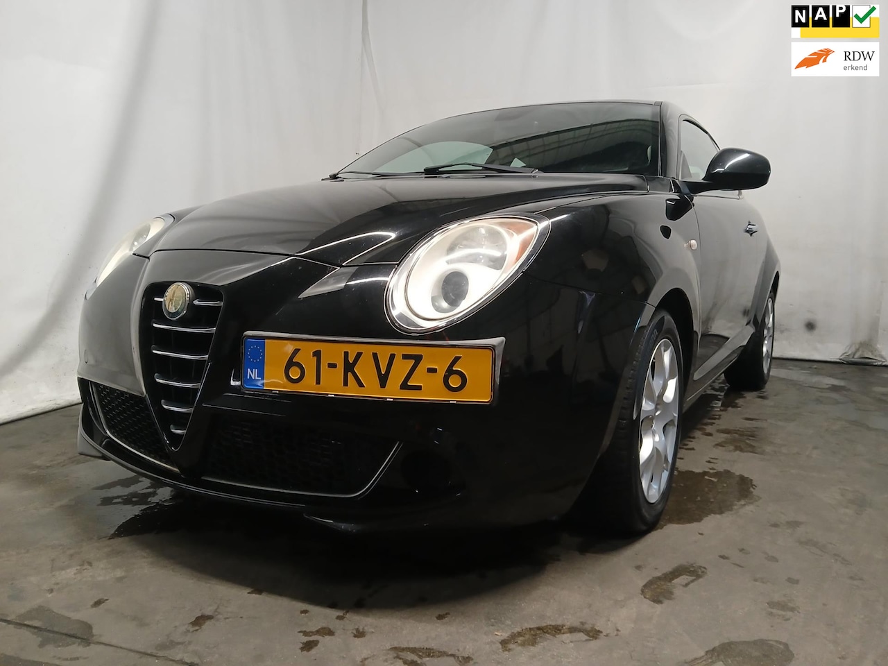 Alfa Romeo MiTo - 1.4 T Distinctive - Schade - AutoWereld.nl