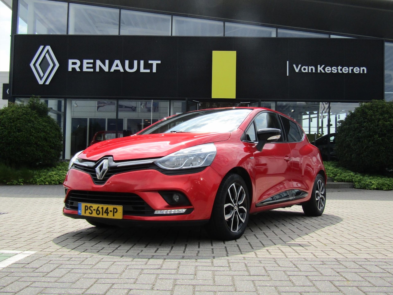 Renault Clio - TCe 90pk Limited / Trekhaak / 1e eigenaar / Compleet dealer O.H. - AutoWereld.nl