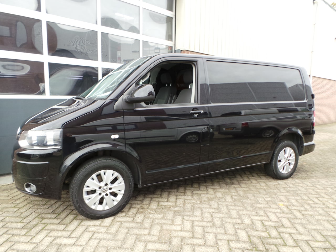 Volkswagen Transporter - 2.0 TDI 141pk L1H1 Airco,Cruise,Navi,Pdc,Lmv - AutoWereld.nl