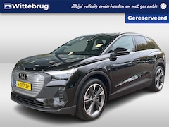 Audi Q4 e-tron - 40 Edition 77 kWh / Zwenkbare Trekhaak / 20 Inch / Getint glas / Smartphone Interface / el