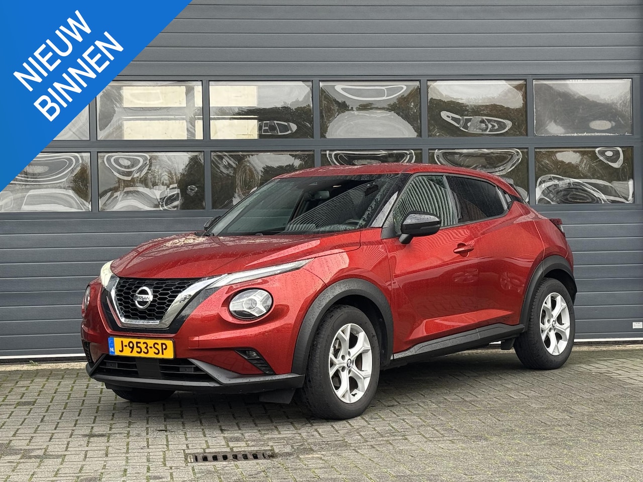 Nissan Juke - 1.0 DIG-T N-CONNECTA I APPLE CARPLAY I NAVIGATIE I P-CAMERA I CLIMATE CONTROL I CRUISE CON - AutoWereld.nl