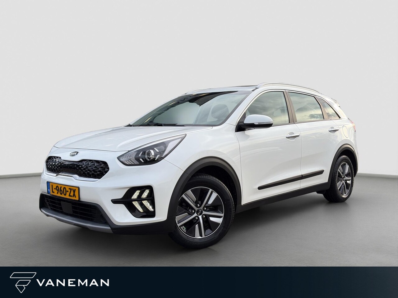 Kia Niro - 1.6 GDi Hybrid DynamicLine Style Pack 1.6 GDi Hybrid DynamicLine Style Pack - AutoWereld.nl