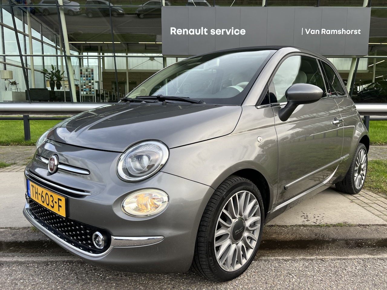 Fiat 500 C - 0.9 TwinAir Turbo Lounge / Airco / Cruise Control / Parkeerksensoren. Achter / Navi / Radi - AutoWereld.nl