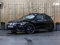 Volkswagen Golf - 2.0 TSI R 4Motion *Akra*Pano*DCC*H&K*Camera