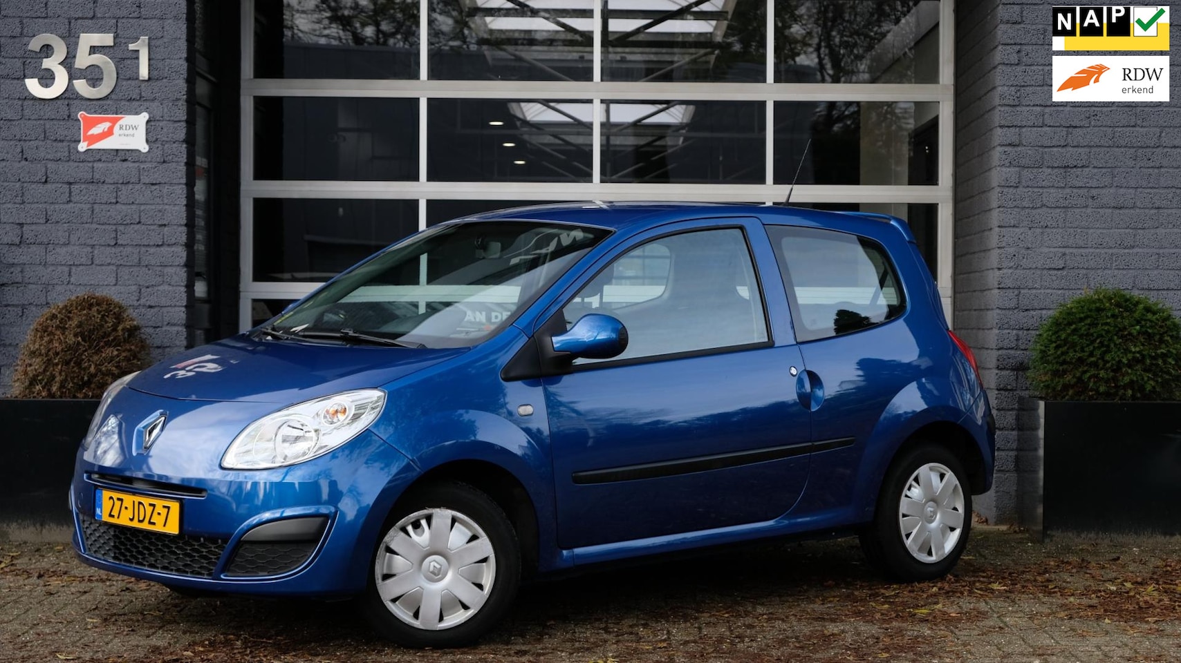 Renault Twingo - 1.2 Authentique Airco|Elec ramen|Uniek lage km stand - AutoWereld.nl