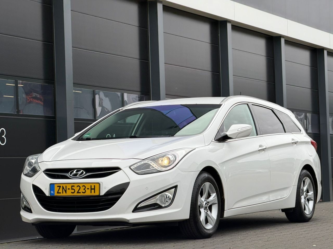 Hyundai i40 - I-40 1.7 CRDI i-Vision Camera Navi - AutoWereld.nl