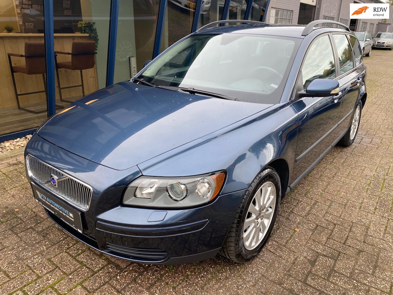 Volvo V50 - 2.4 Kinetic Youngtimer 1e eigenaar - AutoWereld.nl