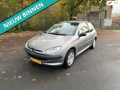Peugeot 206 - 1.4 XR LEUKE AUTO MET ORG LAGE KM STAND