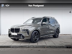 BMW X7 - xDrive40i M-Sport Pro 22 Inch / Glazen Schuifdak Skylounge / Getinte Ramen Achter / Electr