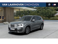 BMW iX1 - eDrive20 M Sport / Sportstoelen / Achteruitrijcamera / M Adaptief onderstel / Comfort Acce