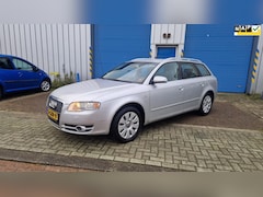 Audi A4 Avant - 2.0 TFSIe Advance Nieuw Staat Nieuwe Apk