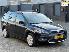 Ford Focus Wagon - 1.6 Titanium NAVI CLIMA CRUISE PDC TREKHAAK APK NAP