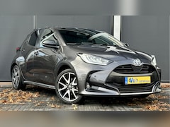 Toyota Yaris - 1.5 Hybrid Executive / JBL / HUD / Stoel/stuur verwr. / Carplay