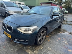 BMW 1-serie - 114i Business+