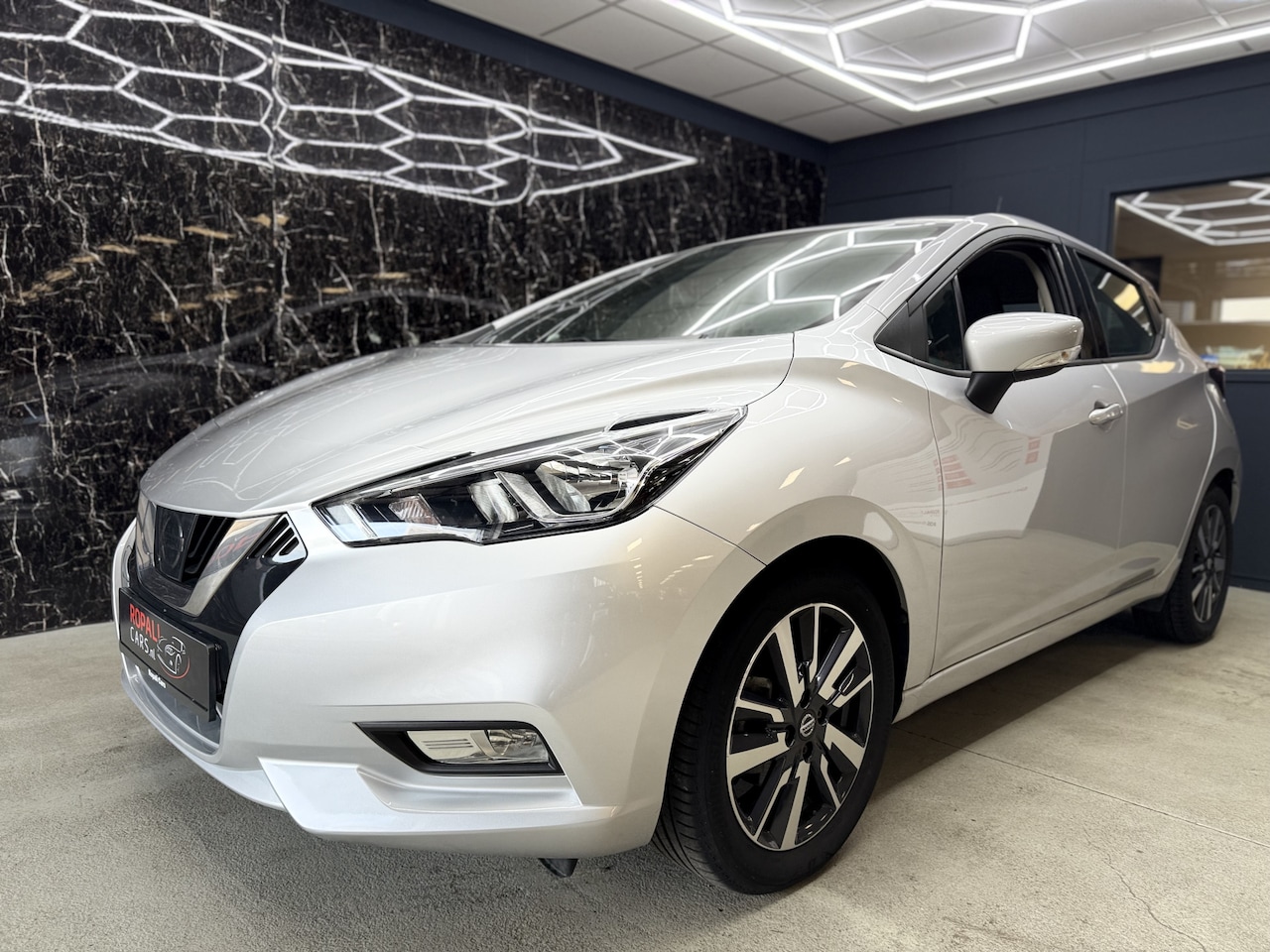 Nissan Micra - 0.9 IG-T N-Connecta-Airco-Cruise-Camera - AutoWereld.nl