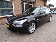 BMW 5-serie Touring - 525i Automaat / Leder / Navi / Head Up