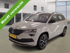 Skoda Karoq - 1.5 TSI DSG ACT Sportline Business Wegklapbare trekhaak - Adaptieve Cr.control - Stoel+Stu