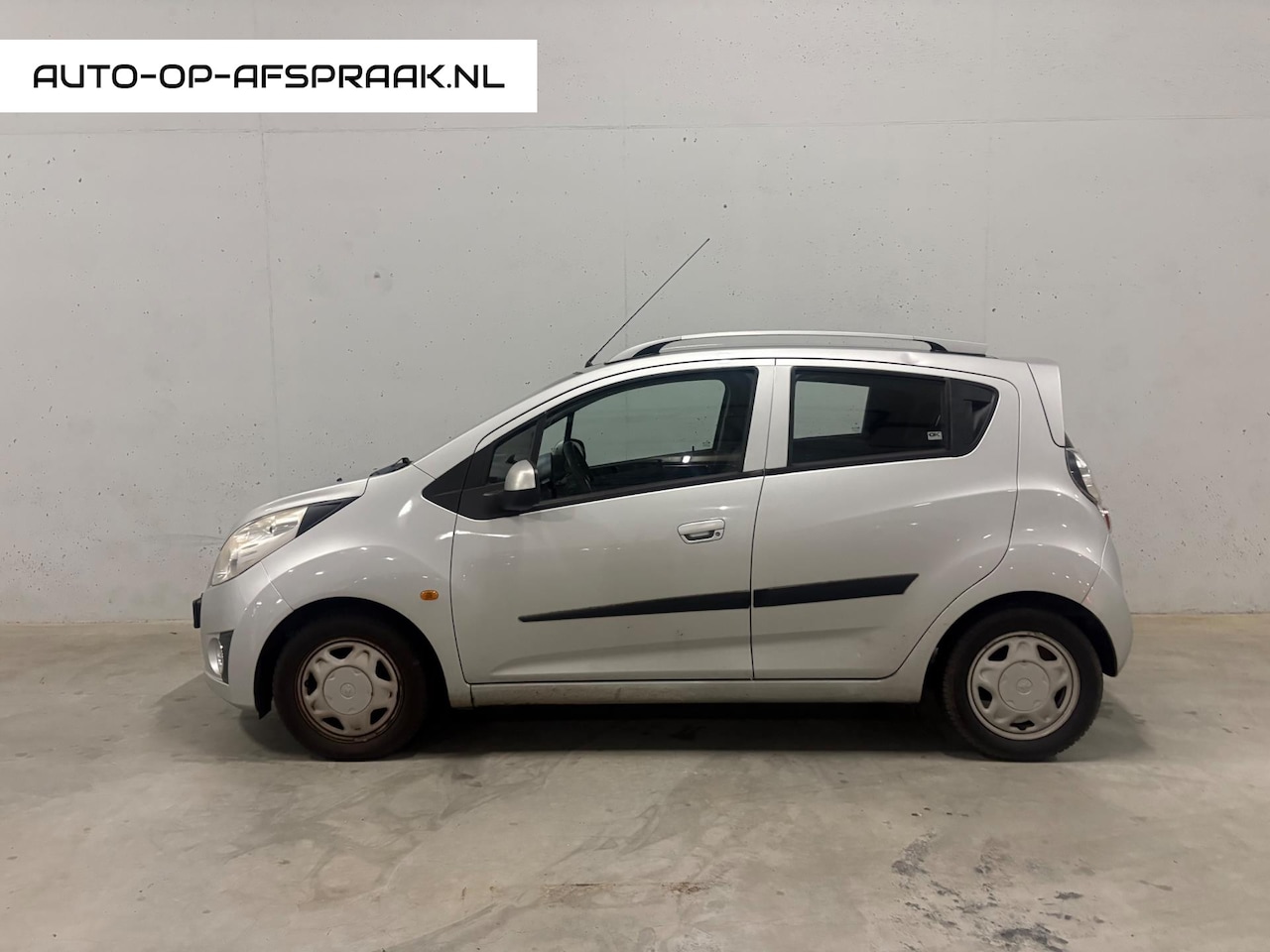 Chevrolet Spark - 1.0 16V LS Bi-Fuel 5drs Airco APK NAP Trekhaak - AutoWereld.nl