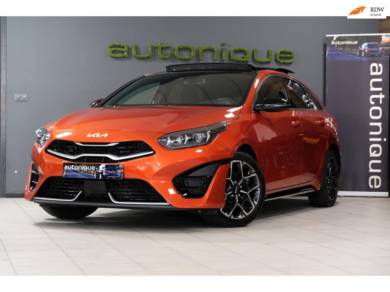 Kia Pro cee'd - 1.5 T-GDi GT-Line *PANORAMADAK* JBL|AppleCarplay|68dkm Compleet Onderhouden - AutoWereld.nl