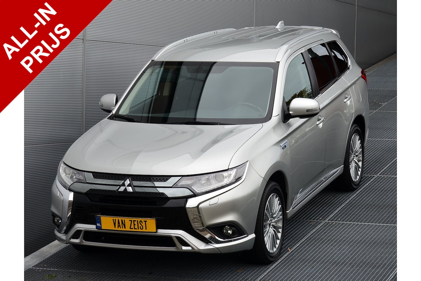 Mitsubishi Outlander - PHEV 2.4 PURE PLUS 4WD | PLUG IN HYBRID | HOGE ZIT | CLIMATE | CRUISE | 18'' VELGEN | ALL - AutoWereld.nl