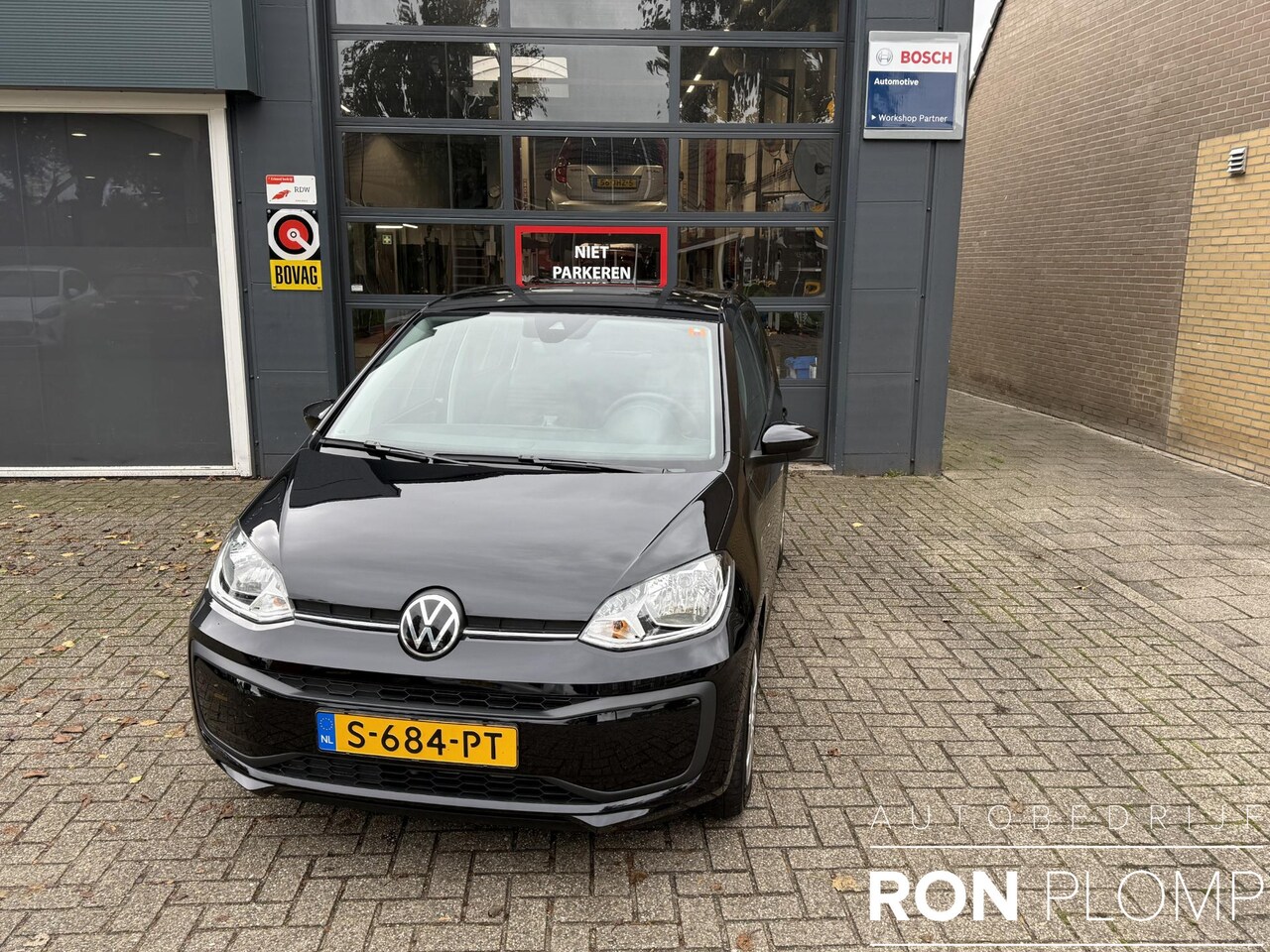 Volkswagen Up! - 1.0 / Airco clima/ Camera/ PDC/ Cruise/ Camera/ PDC/ LED/ Navigatie via App - AutoWereld.nl