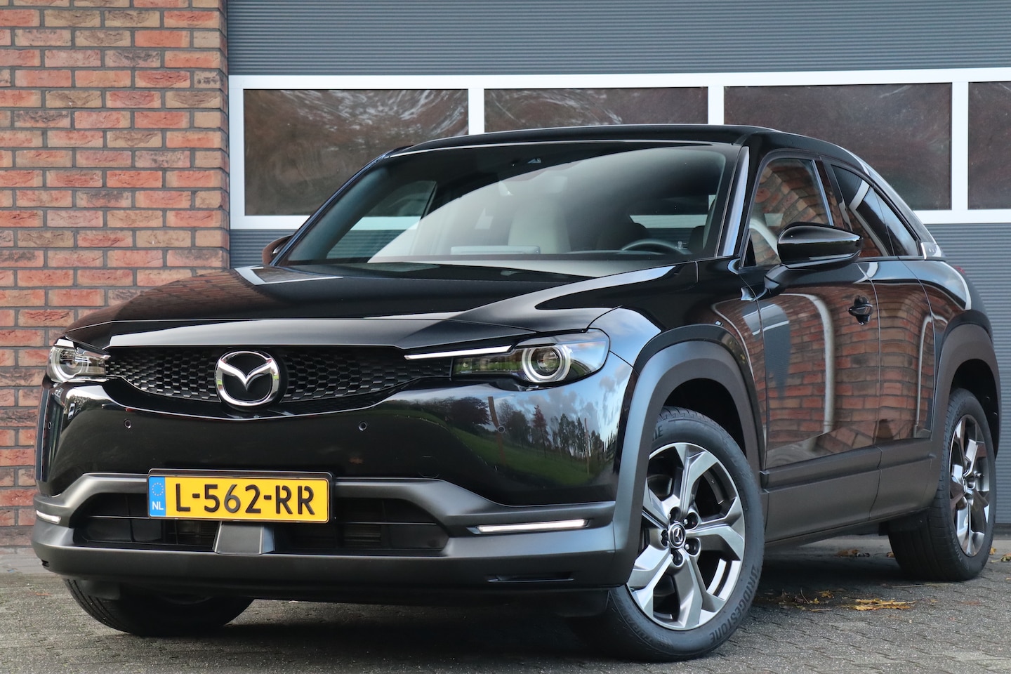 Mazda MX-30 - e-SkyActiv 145 First Edition 36 kWh BTW, Head-up, Camera - AutoWereld.nl