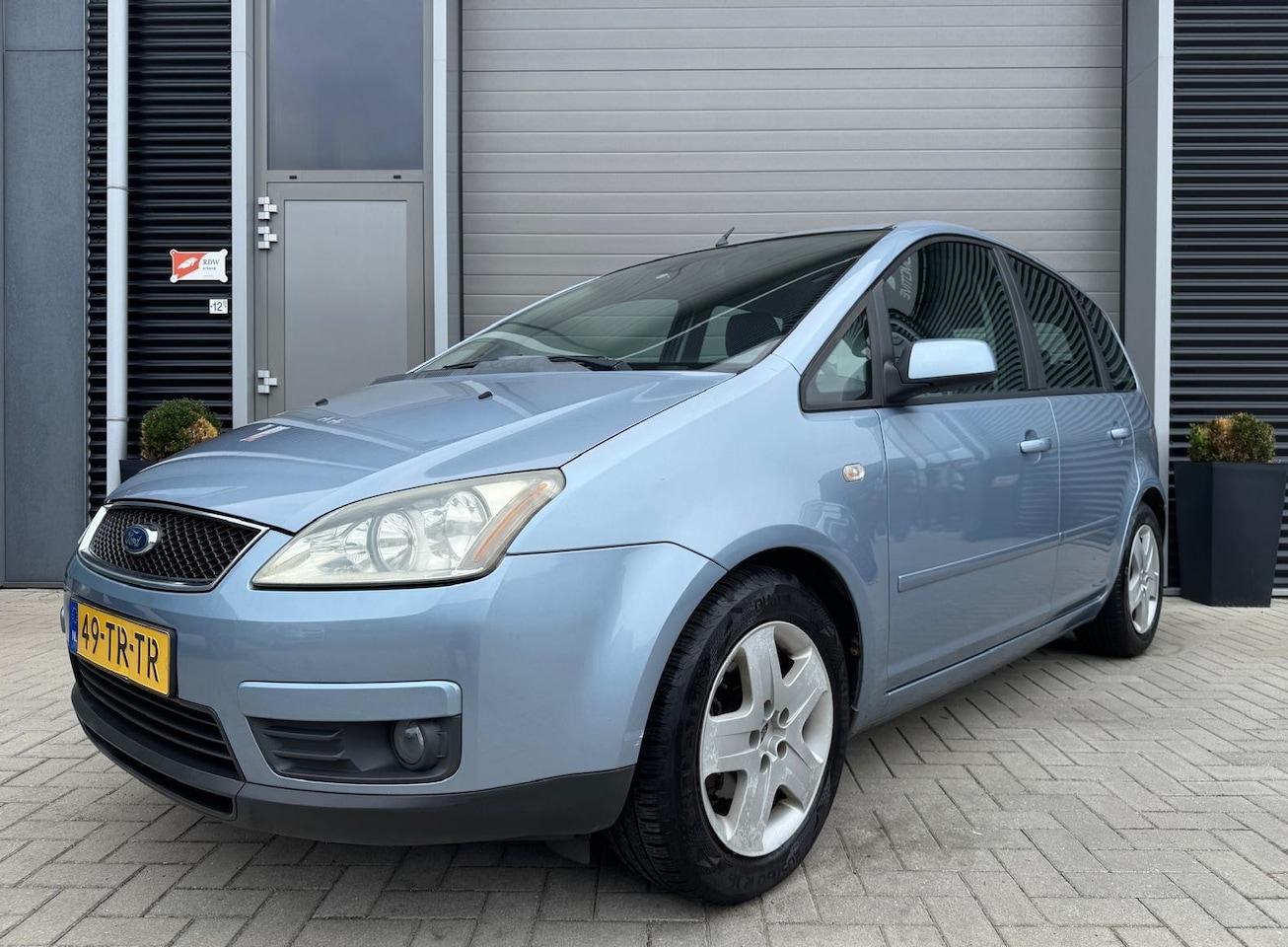 Ford Focus C-Max - 1.6-16V Futura/NAP/APK/Clima/Trekhaak/Cruise ctr/191 - AutoWereld.nl