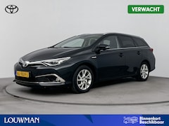 Toyota Auris Touring Sports - 1.8 Hybrid Lease pro | Navigatie | Parkeercamera | Panoramadak | Stoelverwarming |