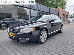 Volvo S80 - 4.4 AWD Summum Stoelventilatie Adaptieve cruise Clima PDC Dak Electrische verstelbare stoe