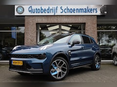 Lynk & Co 01 - 1.5 261PK TREKHAAK 360-CAMERA PANO/SCHUIF INFINITY DAB NAVI CARPLAY CAMERA STOELVERWARMING