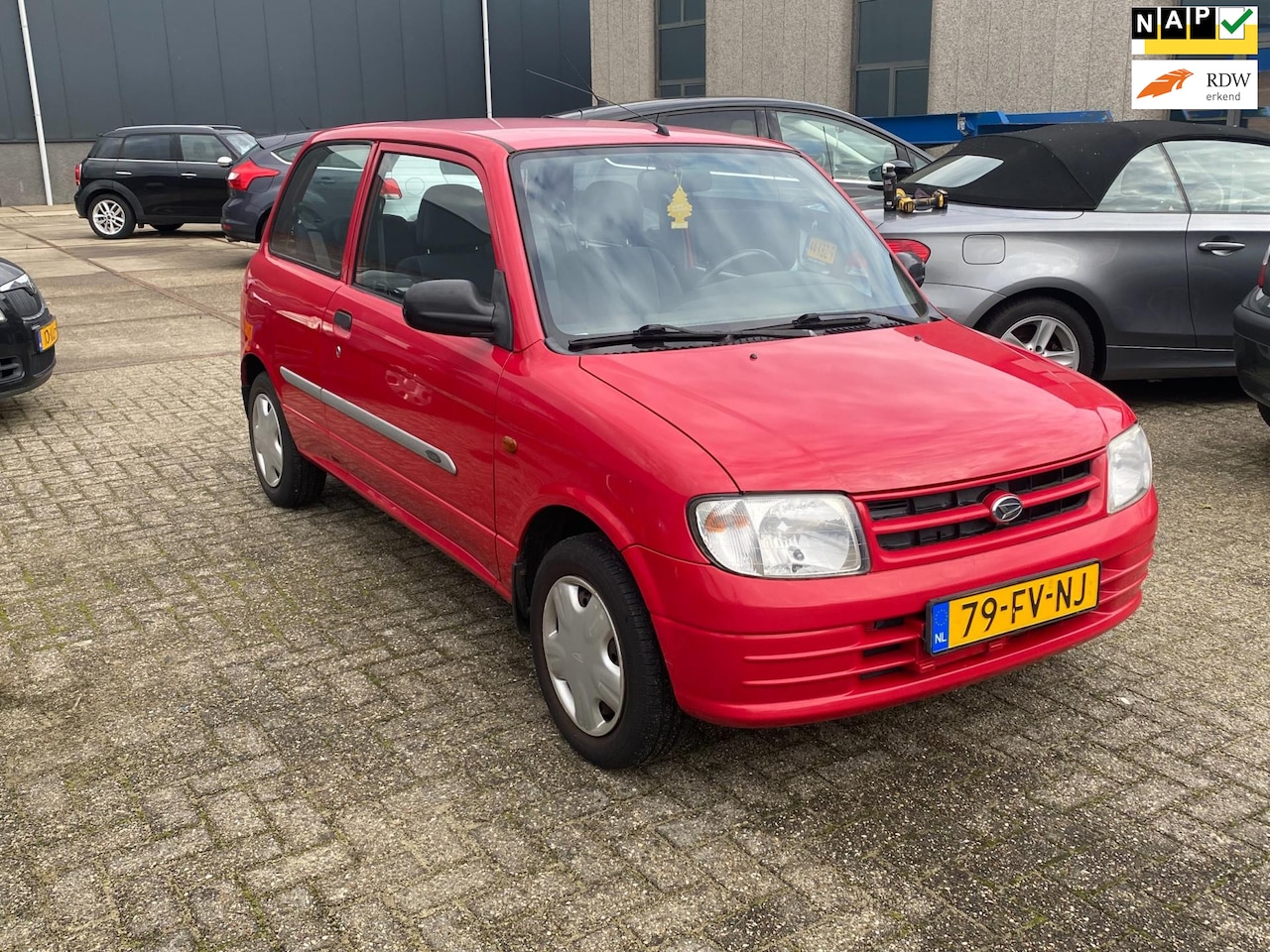 Daihatsu Cuore - 1.0-12V AUTOMAAT, APK 10-2026, LAGE KM STAND - AutoWereld.nl