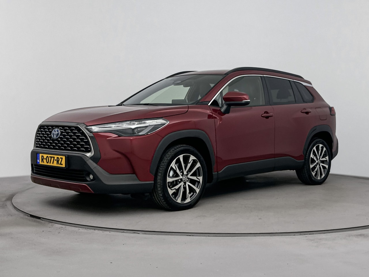 Toyota Corolla Cross - 2.0 High Power Hybrid First Edition | Applecarplay | Climaat control | - AutoWereld.nl