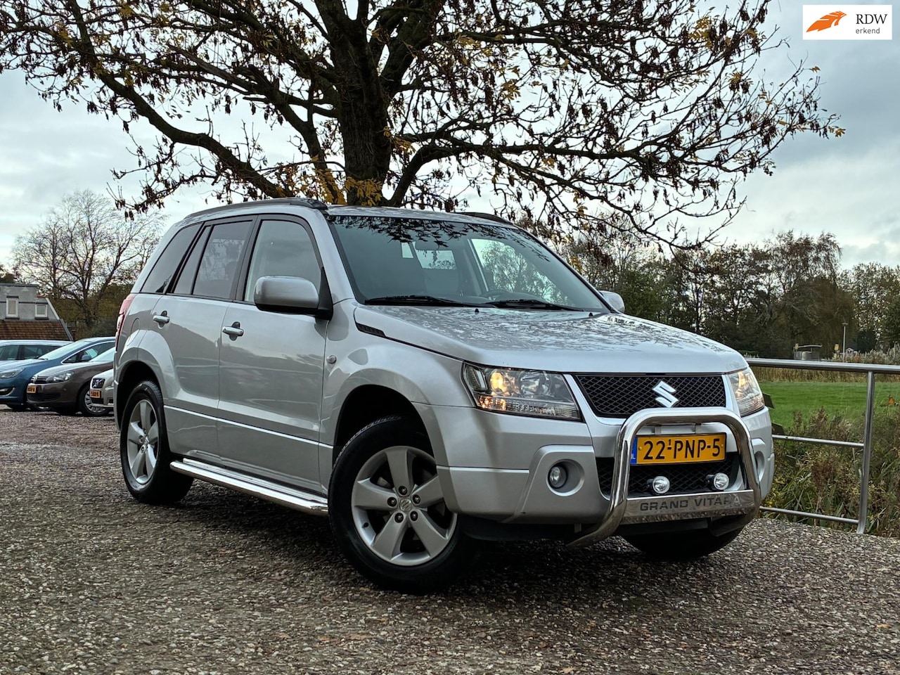 Suzuki Grand Vitara - 2.0-16V Exclusive | 4x4 + Keyless-Entry + Cruise nu €5.975,-!!! - AutoWereld.nl