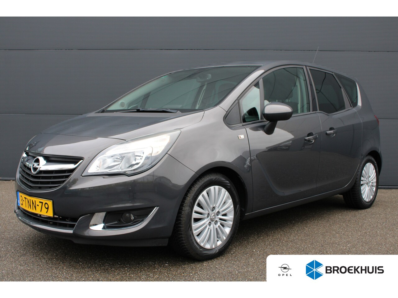 Opel Meriva - 1.4 Turbo Cosmo | Automaat | Navigatie | Comfortstoelen | Trekhaak | All season | 75.000km - AutoWereld.nl
