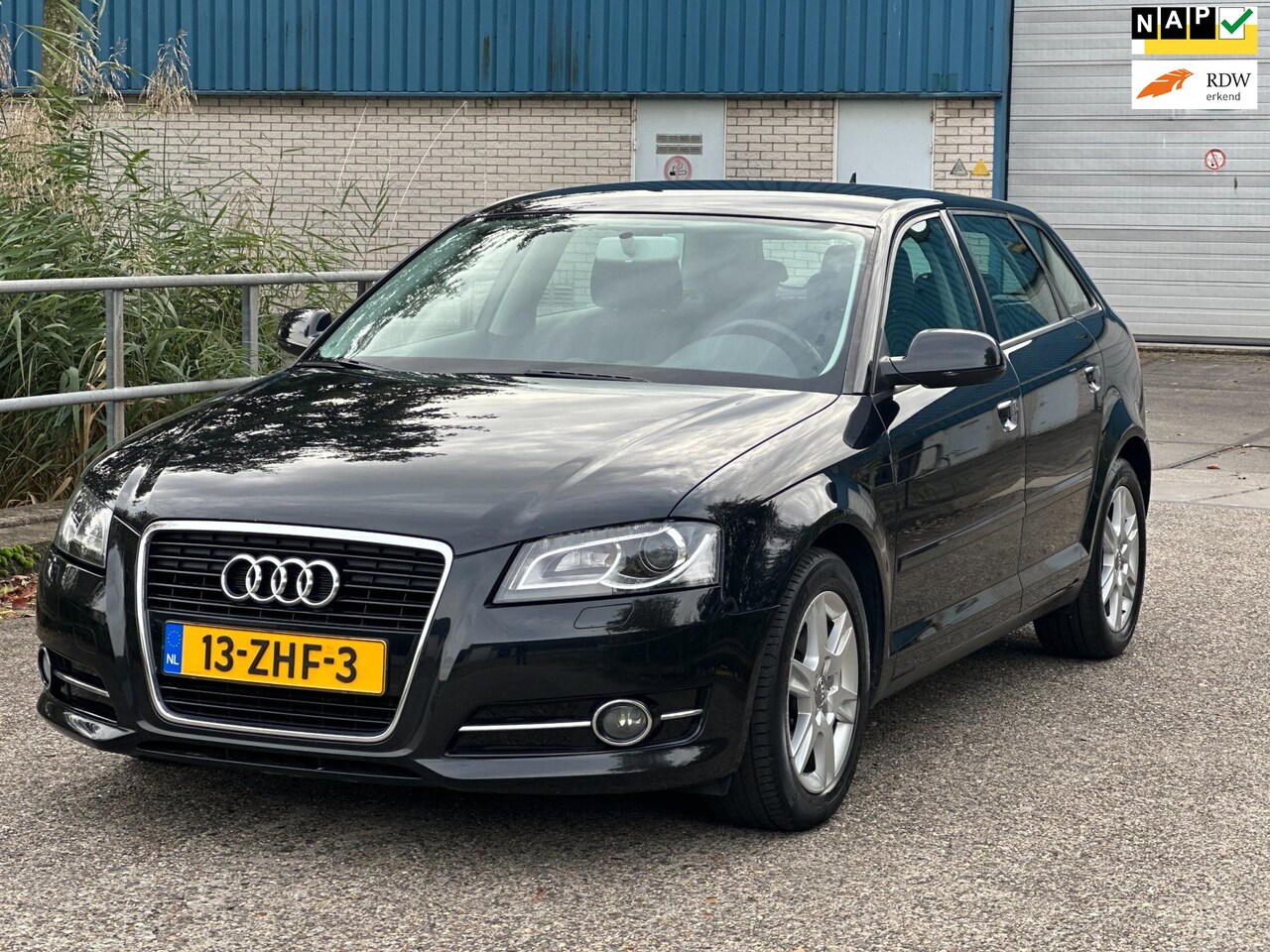 Audi A3 Sportback - 1.2 TFSI Attraction 83.000 KM NAP! 2e Eigenaar! Navigatie! Clima! PDC! - AutoWereld.nl