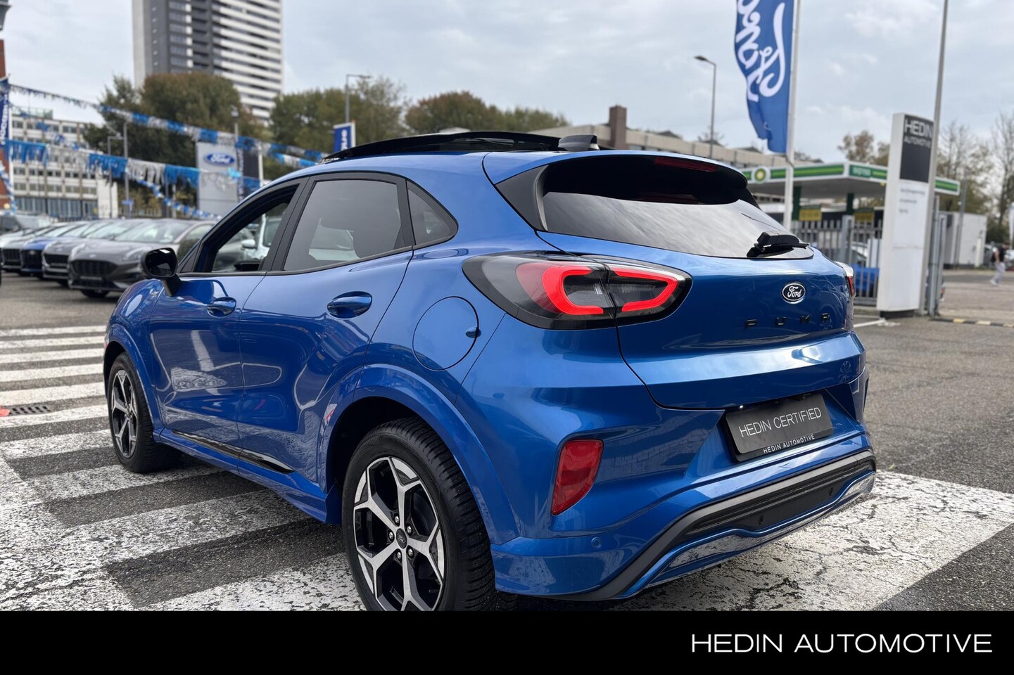 Ford Puma - 1.0 EcoBoost Hybrid ST-Line Automaat | Winterpack | Panoramadak | Trekhaak - AutoWereld.nl