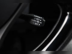 Toyota C-HR - 2.0 Hybrid First Edition | GW27697 |