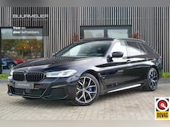 BMW 5-serie Touring - 530e High Executive M | Dealer onderhouden | Softclose | Stoelverwarming & Massage | Schui