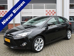 Ford Focus - 1.0 EcoBoost Lease Titanium PDC/Navi/Climate/Cruise/Voorruitverw./18inch/Trekhaak