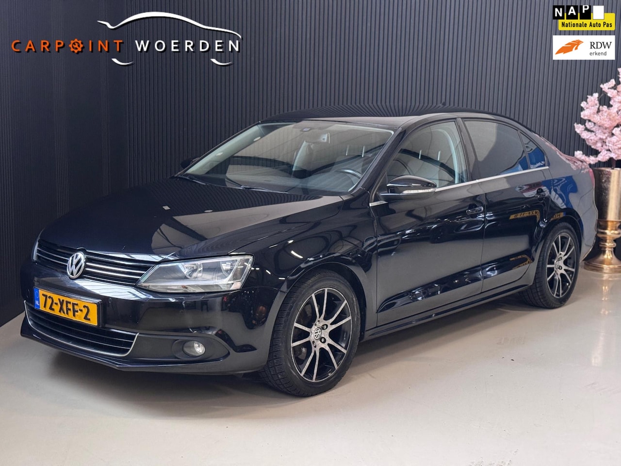 Volkswagen Jetta - 1.4 TSI Highline DSG | NAP | CLIMA - AutoWereld.nl