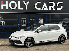 Volkswagen Golf - 8 GTI Clubsport 300PK | PANO | IQ-LIGHT | CAMERA | CARPLAY |